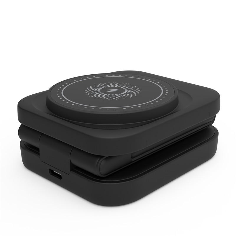 The Tri-Fold 30W: 3-in-1 Magnetic Charging Station